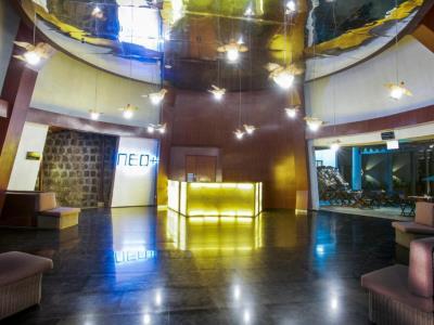 Hotel Neo+ Green Savana Sentul City Bogor Exterior foto