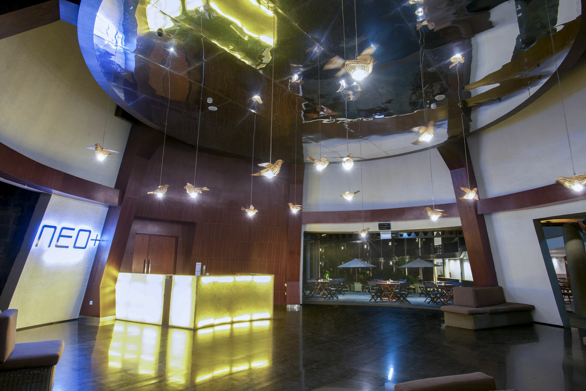 Hotel Neo+ Green Savana Sentul City Bogor Exterior foto